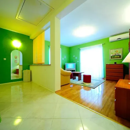 빌라 With Pool, Supetar, Island Brac 수페타르